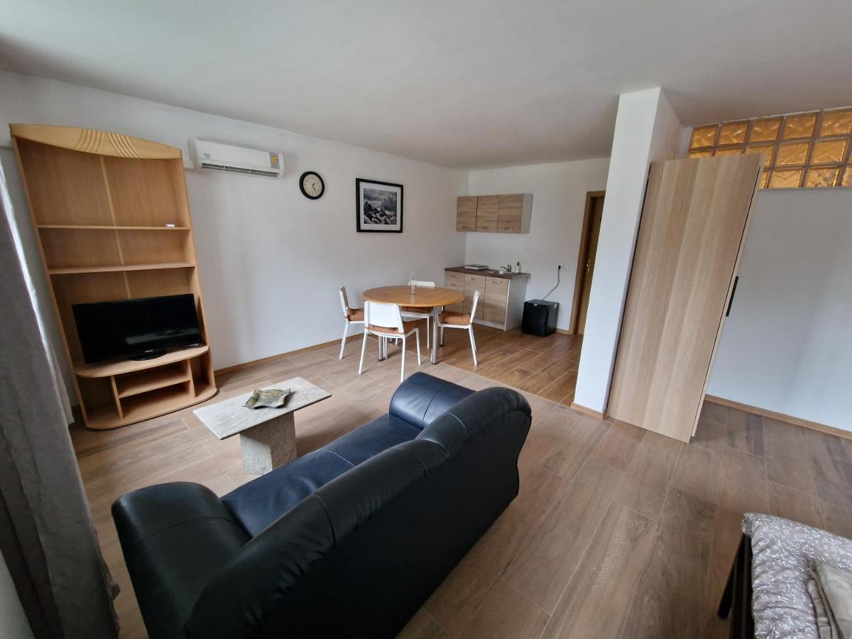 Origo Rooms And Apartments Stahovica Exterior foto